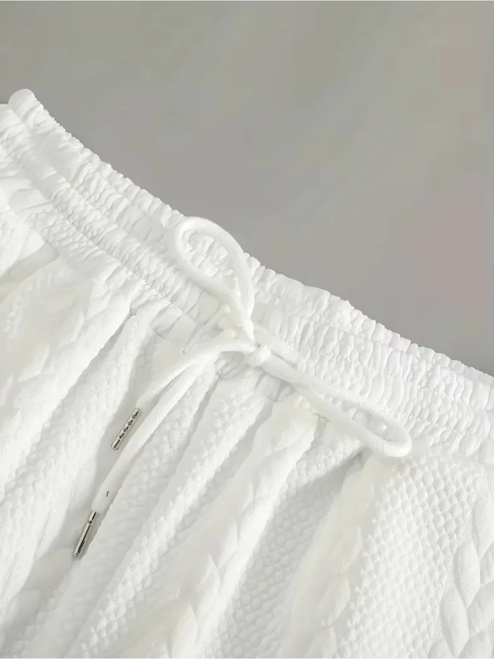 Men's White Cable-Knit Short Sleeve Tee & Shorts Set